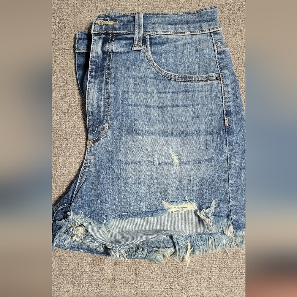 Distressed Denim Shorts - Picture 2 of 8
